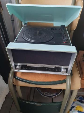 Philips Platenspeler - Retro Stijl beschikbaar voor biedingen