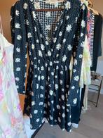 Maje Zwarte Jurk Bloemenprint Maat 36, Kleding | Dames, Zwart, Ophalen of Verzenden, Zo goed als nieuw, Maat 36 (S)
