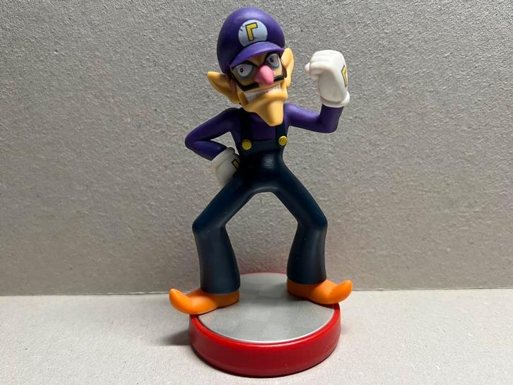 Amiibo Super Mario Waluigi, Spelcomputers en Games, Games | Nintendo Switch, Zo goed als nieuw, Avontuur en Actie, 1 speler, Vanaf 7 jaar