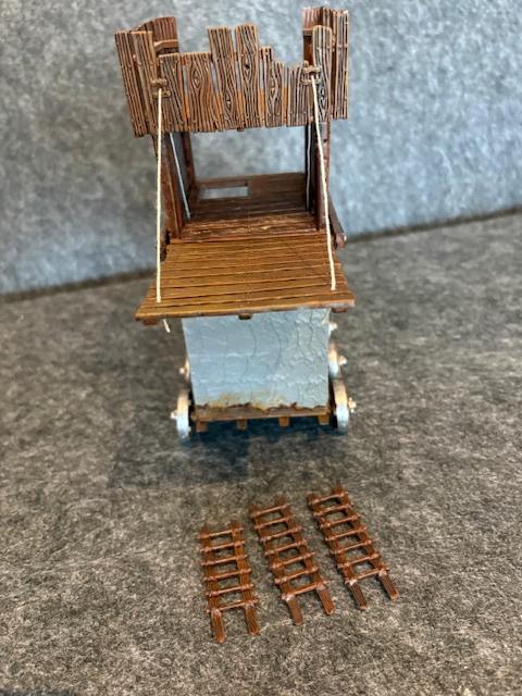 Siege Tower - Warhammer Fantasy Classic Miniature, Gebruikt, Warhammer, Ophalen of Verzenden, Geverfd