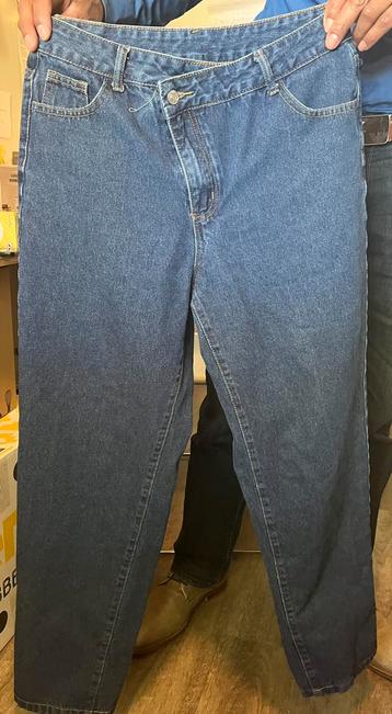High waist maat 40/42 (maat L) beschikbaar voor biedingen