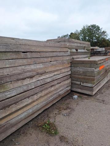 Betonplaten 100x300.  14cm. Zonder hoeklijn.  Gratis bezorgd beschikbaar voor biedingen