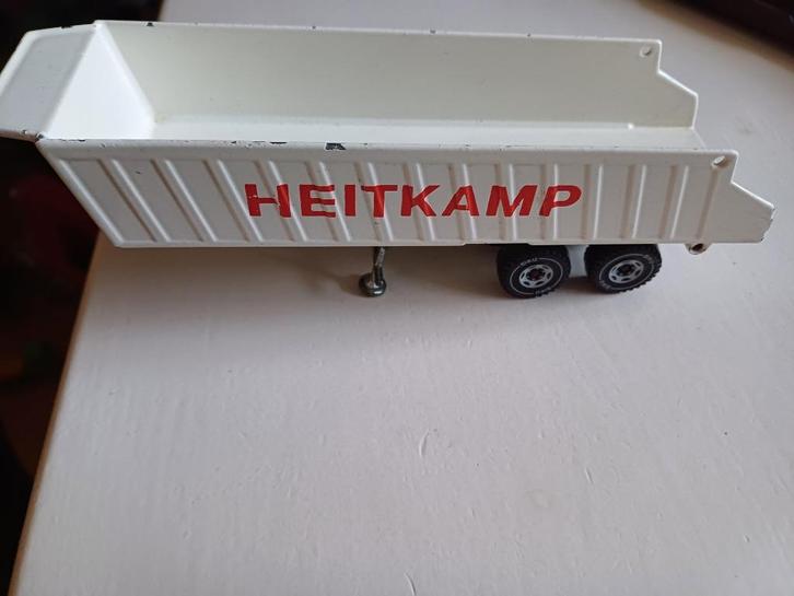 siku heitkamp trailer opknapper, Hobby en Vrije tijd, Modelauto's | 1:50, Gebruikt, Bus of Vrachtwagen, SIKU, Ophalen of Verzenden