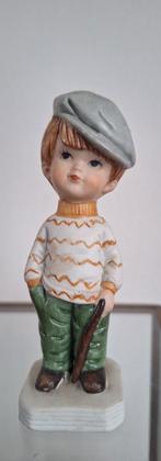 Biscuit porseleinen moppets valentine beeld jongen met pet, Verzamelen, Ophalen of Verzenden, Zo goed als nieuw, Dier