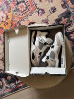 Jordan 4 Military Black Maat 44, Kleding | Heren, Schoenen, Ophalen of Verzenden, Zo goed als nieuw, Wit