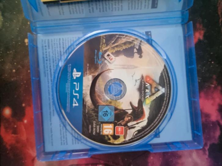 ARK Survival Evolved - PlayStation 4, Spelcomputers en Games, Spelcomputers | Sony PlayStation 4, Ophalen of Verzenden
