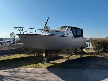 Curtevenne 750 kajuit boot kruizer beschikbaar voor biedingen