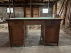 Eiken bureau met vilten blad, Antiek en Kunst, Antiek | Kantoor en Zakelijk, Ophalen