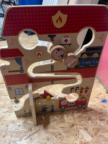 Playtive houten puzzeldoolhof beschikbaar voor biedingen
