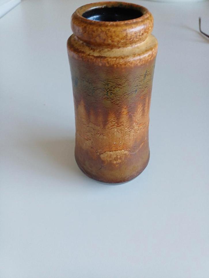 Vintage west germany vaas bruin, Huis en Inrichting, Woonaccessoires | Vazen, Gebruikt, Overige kleuren, Minder dan 50 cm, Aardewerk of Porselein