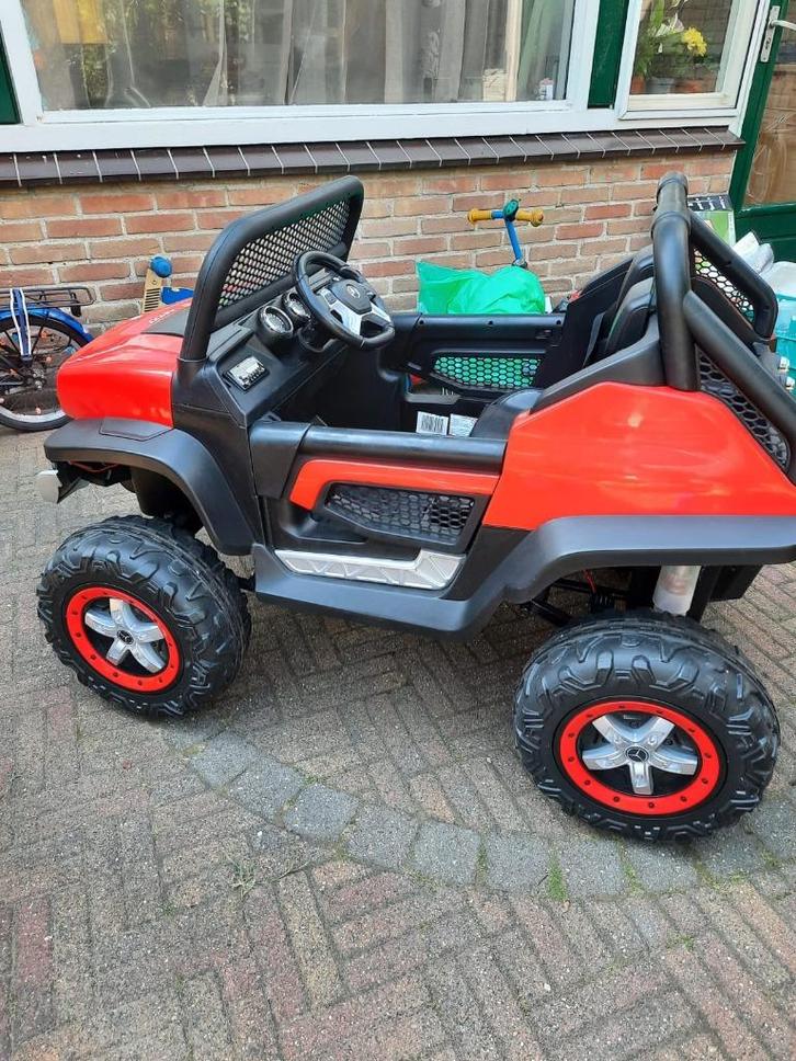 Mercedes Unimog kinderauto, Kinderen en Baby's, Speelgoed | Buiten | Accuvoertuigen, Zo goed als nieuw, Ophalen