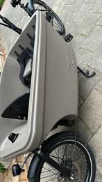 Dolly elektrische bakfiets okt 2023 zwart frame taupe bak, Gebruikt, 3 kinderen, Elektrisch, Ophalen