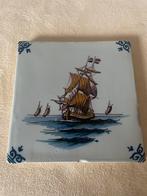 Delfts Blauw Tegel met Schip, Antiek en Kunst, Antiek | Wandborden en Tegels, Ophalen of Verzenden