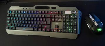 Gaming toetsenbord en muis set oplaadbaar beschikbaar voor biedingen