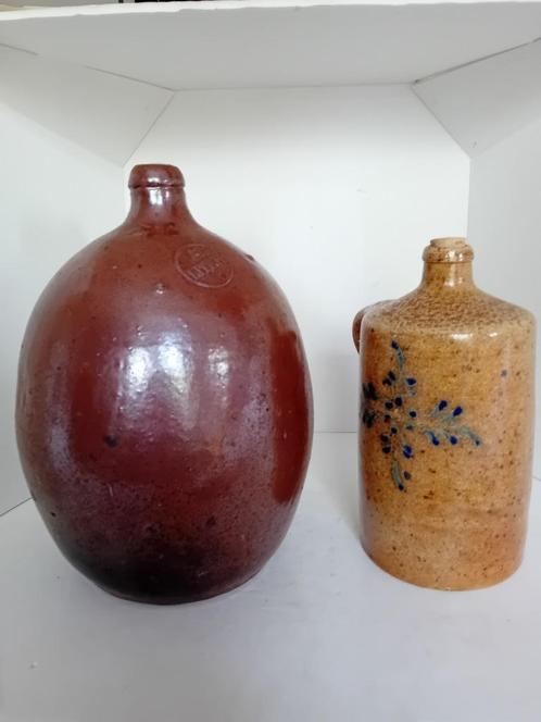 2 st steengoed voorraadkan en schenkkruik vr olie, wijn bier, Antiek en Kunst, Curiosa en Brocante, Ophalen of Verzenden