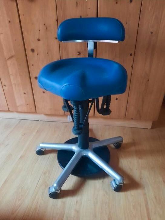 Werkstoel. Haider Bioswing type Boogie, Huis en Inrichting, Bureaustoelen, Zo goed als nieuw, Bureaustoel, Blauw, Ophalen of Verzenden