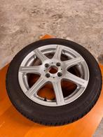 VW UP  winterbanden met lichtmetalen velgen., Auto-onderdelen, Ophalen, Gebruikt, 15 inch, Banden en Velgen