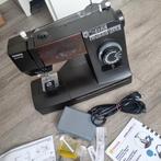 TOYOTA SUPER JONS 34 Naaimachine met alle behoren., Hobby en Vrije tijd, Naaimachines en Toebehoren, Ophalen, Zo goed als nieuw