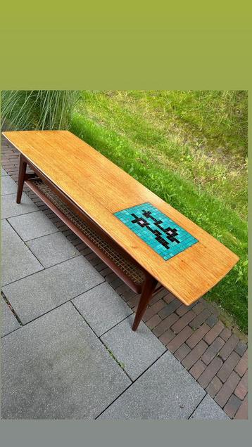 Prachtige van Teeffelen coffeetable  beschikbaar voor biedingen