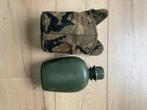 Kl veldfles met stalenmok, Ophalen of Verzenden, Landmacht, Nederland, Overige typen