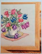 Bloemen in kop en schotel, boekenlegger 3 borduurpatronen, Hobby en Vrije tijd, Ophalen, Nieuw, Handborduren, Patroon