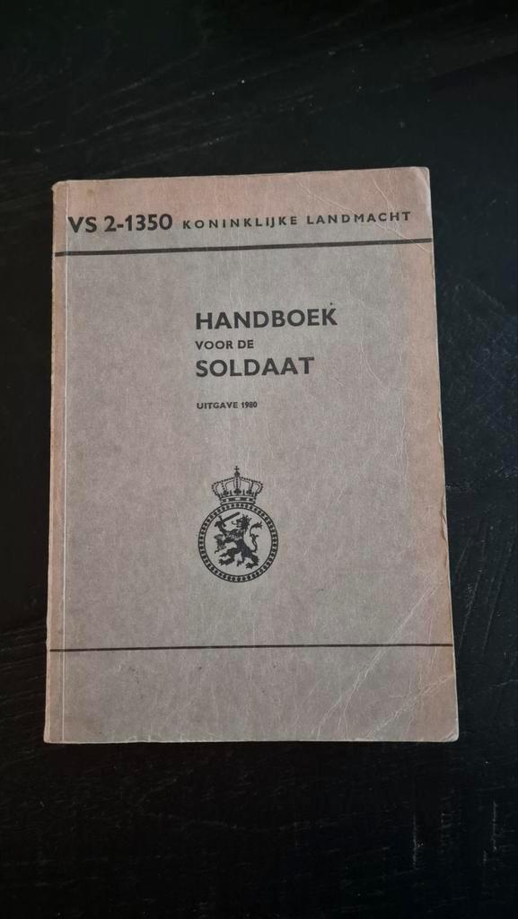 Handboek voor de Soldaat - Koninklijke Landmacht, Boeken, Oorlog en Militair, Gelezen, Landmacht, 1945 tot heden, Ophalen of Verzenden