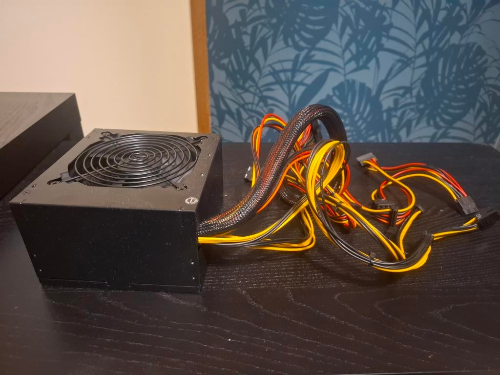 400 watt voedingen, Ophalen of Verzenden, Zo goed als nieuw