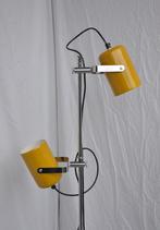Fenomenale Anvia vintage vloerlamp staande lamp 2 spots Oker, Huis en Inrichting, Lampen | Vloerlampen, Metaal, Ophalen of Verzenden
