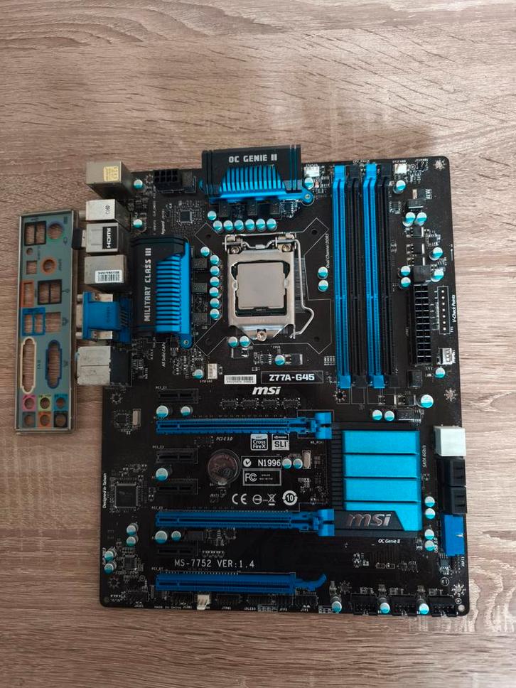 MSI Z77A-G45 Moederbord, Computers en Software, Moederborden, Gebruikt, Intel, DDR3, Ophalen of Verzenden