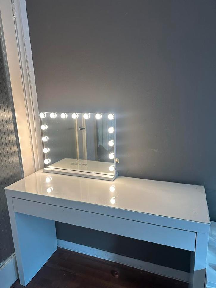 IKEA Malm kaptafel met spiegel en licht, Huis en Inrichting, Tafels | Kaptafels, Zo goed als nieuw, Minder dan 100 cm, 100 tot 150 cm