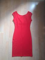 Rode jurk maat M met lage rug, niet gedragen, Ophalen of Verzenden, Nieuw, Maat 38/40 (M), Rood