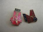 Oude speld emaille 2x TT Isle of Man IOM motor race 1978, Ophalen of Verzenden
