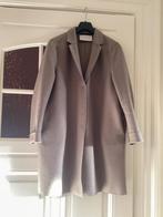Prachtige nieuwe Harris Wharf London taupe jas maat 42, 48, Kleding | Dames, Overige kleuren, Harris Wharf, Maat 42/44 (L), Nieuw