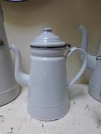 Wit emaillen koffiekannetje met vast deksel * kan koffie, Antiek en Kunst, Ophalen of Verzenden