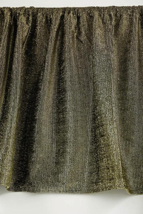 Gordijntje van goudachtige stretch stof ca 43 x 163 cm (hxb), Hobby en Vrije tijd, Stoffen en Lappen, Gebruikt, Overige materialen