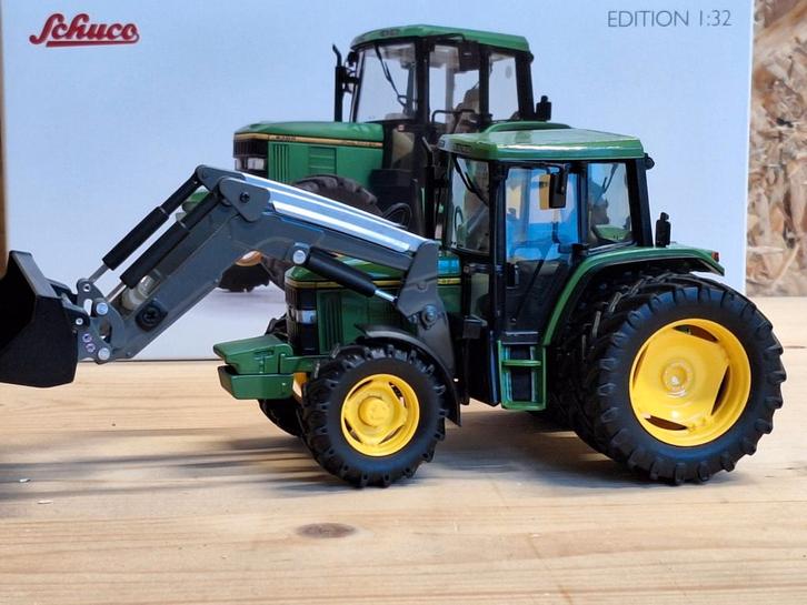 John Deere 6100 Verbouwd, Hobby en Vrije tijd, Modelauto's | 1:32, Nieuw, Tractor of Landbouw, Ophalen of Verzenden