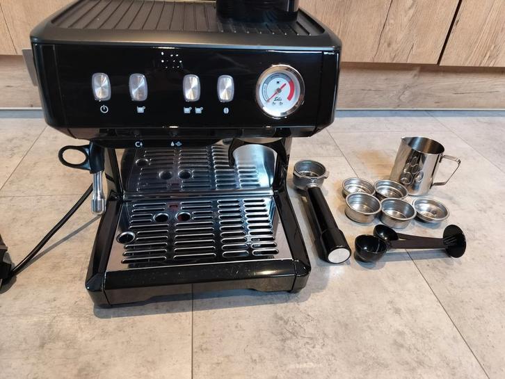 Solis Grind & Infuse Compact 1018 Espressomachine - Espresso, Witgoed en Apparatuur, Koffiezetapparaten, Zo goed als nieuw, Gemalen koffie
