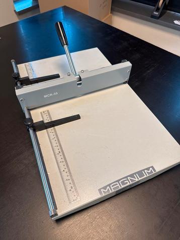 Magnum MCR-35 rilmachine beschikbaar voor biedingen