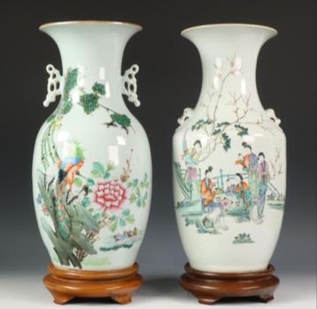 China, two famille rose porcelain vases, 20th century beschikbaar voor biedingen