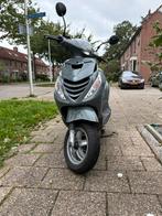 Zip 4takt nardo grey, Fietsen en Brommers, Scooters | Piaggio, Gebruikt, Maximaal 45 km/u, Zip, Ophalen of Verzenden