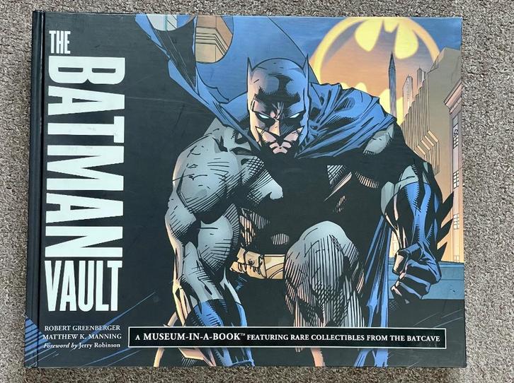 The Batman Vault Museum-in-a-book Robert Greenberger, Boeken, Film, Tv en Media, Zo goed als nieuw, Ophalen of Verzenden