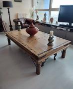 Grote houten salontafel van origine Indiaas bed, Huis en Inrichting, Tafels | Salontafels, Indiaas, 100 tot 150 cm, 150 tot 200 cm