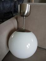 Witte Bol Plafondlamp - In Goede Staat!, Huis en Inrichting, Lampen | Hanglampen, Ophalen, Zo goed als nieuw, Glas, Modern