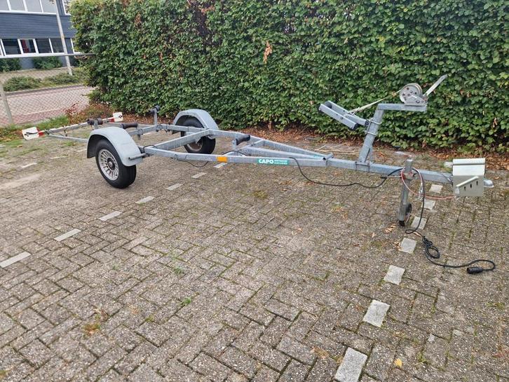 Kleine gegalvaniseerde boottrailer, Watersport en Boten, Boottrailers, Gebruikt, Overige typen, Minder dan 6 meter, Met rollen