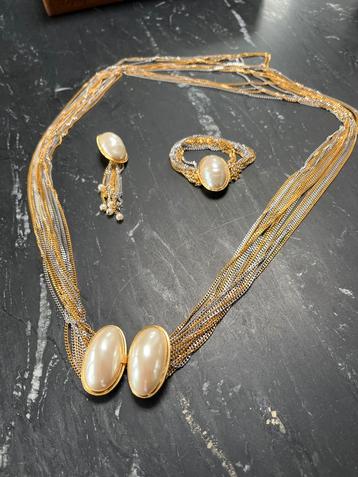 Goud/Zilver Set: Ketting, Armband & Broche beschikbaar voor biedingen