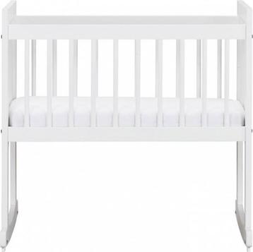 Babywieg | Schommelwieg | Houten wieg met matras beschikbaar voor biedingen