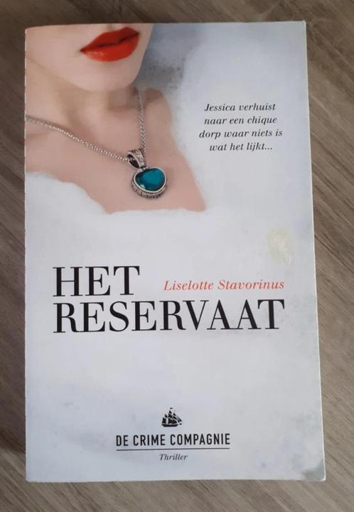 Het Reservaat - Liselotte Stavorinus, Boeken, Thrillers, Gelezen, Nederland, Ophalen of Verzenden