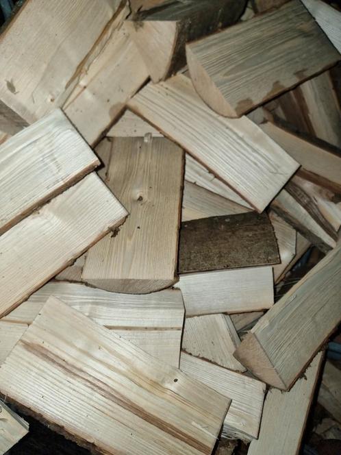 Te koop...1e Klas....Essenhout...gekloofd en gedroogd, Tuin en Terras, Haardhout, Blokken, Essenhout, 6 m³ of meer, Verzenden