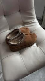 Ugg tasman, Ophalen of Verzenden, Zo goed als nieuw