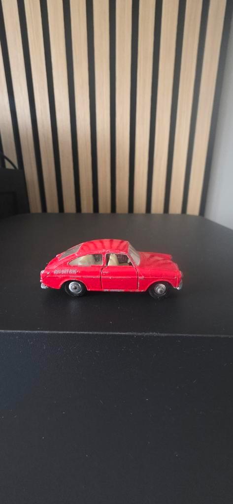 Volkswagen 1600 TL, Hobby en Vrije tijd, Modelauto's | 1:24, Ophalen of Verzenden